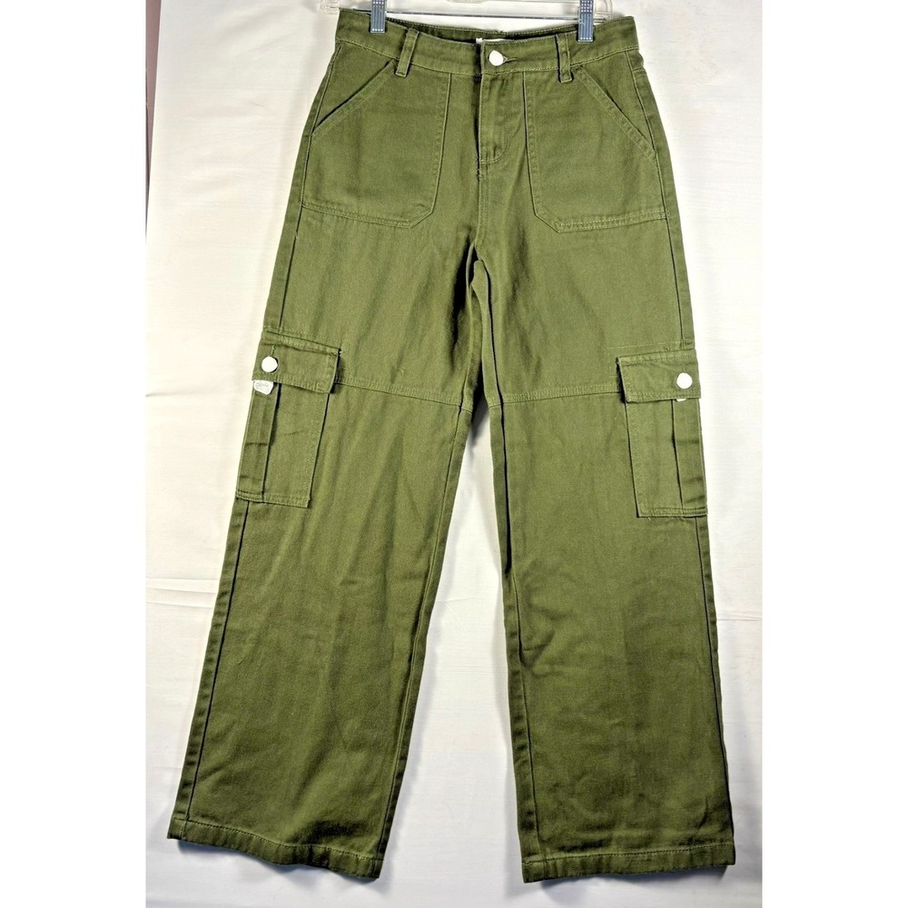 Forever 21 Green Khaki Cargo Casual Pants pockets wide leg travel 26 NWOT
